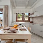 아파트 Tramonto Vermentino -